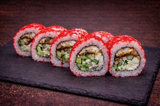 Каліфорнія в ікрі з вугрем