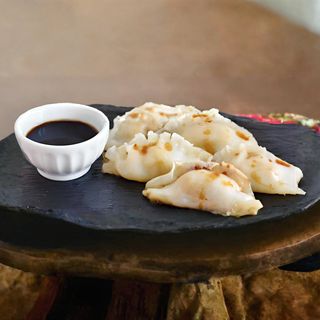 Ravioli di carne alla griglia 4 pezzi