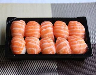 04.Nigiri de Salmão