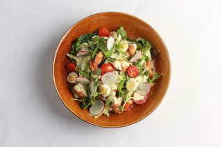 ЧЕЗАРИО С ХРУСТЯЩИМИ КРЕВЕТКАМИ (300г)