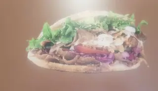 Kebab Doble Mixto Con Queso