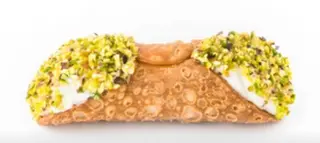 Cannolo siciliano con pistacchio