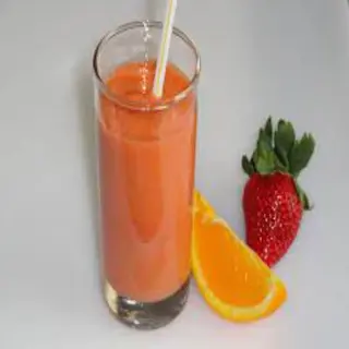 Batido De Fresas Y Naranja