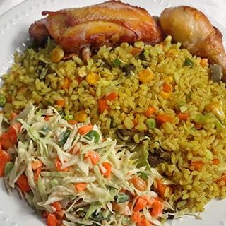 Fried Rice + grilled Chicken + Coleslaw / plantain 