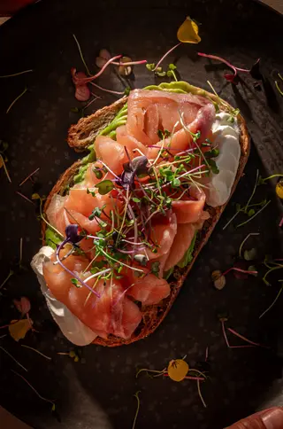 Salmon toast