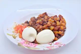 Alloco Avec Œuf Bouillis