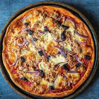 Tuna/Atum Pizza