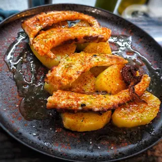 Pulpo A La Plancha