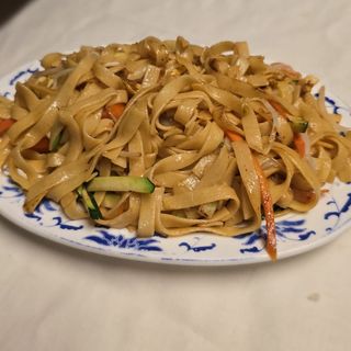 36 Tagliatelle saltate con carne e verdure