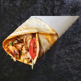 SHAORMA DE PUI  LA LIPIE   