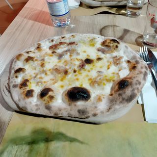 Quattro formaggi tradizionale