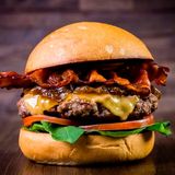 Hamburguesa Doble Bacon De Annie Oakley