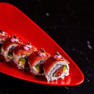 Tuna Tartufo Roll