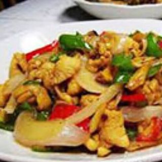 Pollo con Pimientos Verdes 