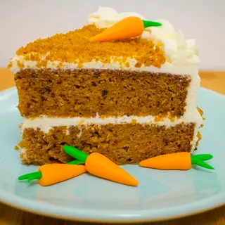 Carrot cake (porción)