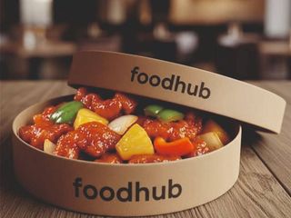 Свинина в кисло-солодкому соусі з ананасом, та арахісом (300g)