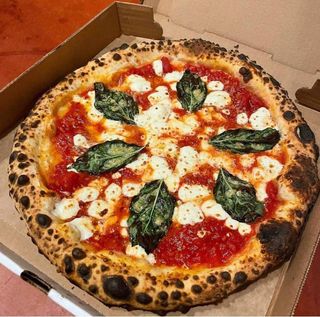 Pizza Margherita