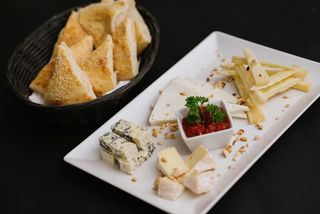 Sirna plata - Bodis Deli