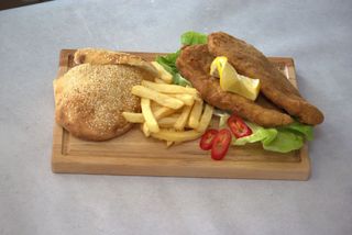 Pileća bečka u lepinji