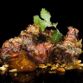 Alitas de pollo satay