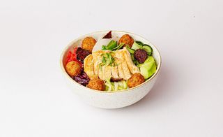 “BUDDHA BOWL” sa grilovanom piletinom