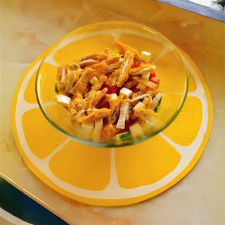 Salata Caesar cu snitel de pui