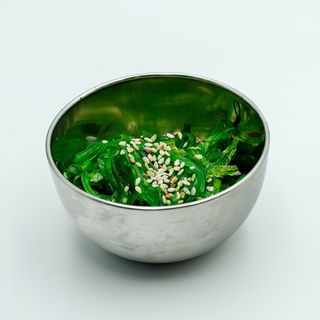 Sałatka goma wakame 