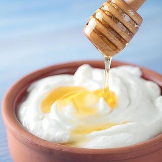 Yogurth con Miel y frutos secos