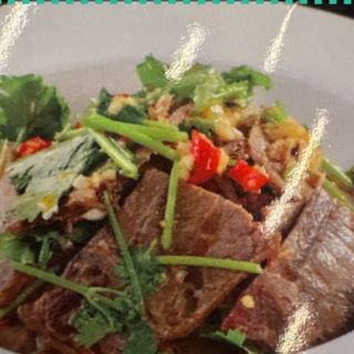 18 Manzo lesso in salsa piccante freddo