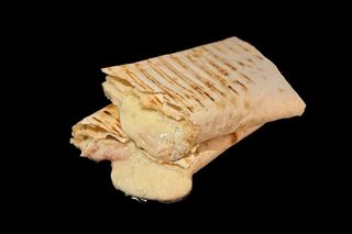 Сулугуні в лаваші
280 грам