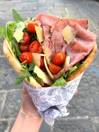 Pita pastrami