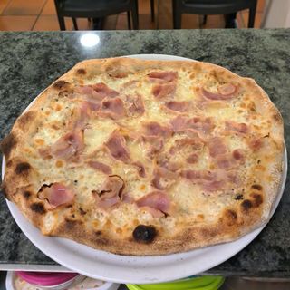 Pizza Carbonara (31 A 33 Cm. Aprox.)