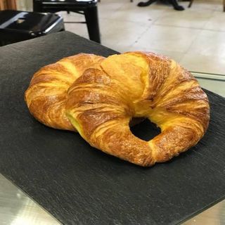Croissant Gourmet Mantequilla