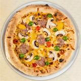 ПИЦА СЪС САЛСИЧЕ И СПАНАЧЕНО ПЕСТО