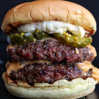 Подвійний Бургер яловичина 