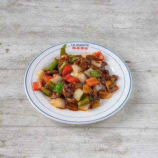 97.-Terneras con chop-suey