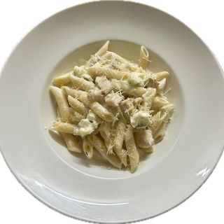 PENNE QUATTRO FORMAGGI CU PUI 400gr