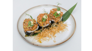 Futomaki tatar łosoś z górką 3 szt.