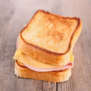 Sándwich Jamón Serrano Y Queso