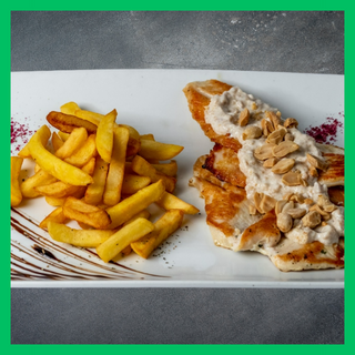 Piletina U Sosu Od Kikirikija 400g