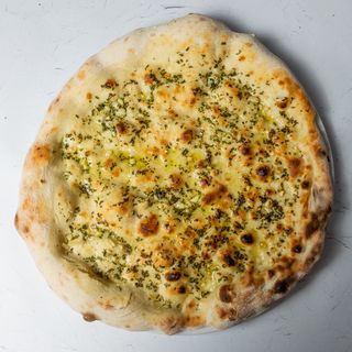 Pizza kruh s češnjakom