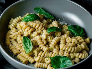 Паста сирна з песто (200г)