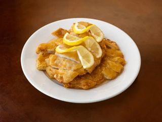 36. Pollo Con Salsa De Limón