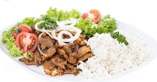 Plato de arroz con pollo 