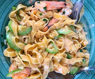 Tagliatelle gamberi e zucchine