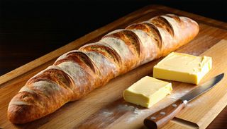 Painica de casa cu unt si usturoi