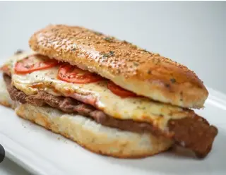 Bocadillo Sándwich milanesa Napolitana
