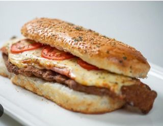 Bocadillo Sándwich milanesa Napolitana
