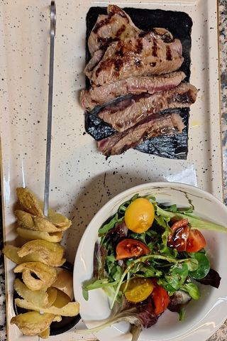 Tagliata di picanha (frollatura di 90 giorni) alla griglia servito
