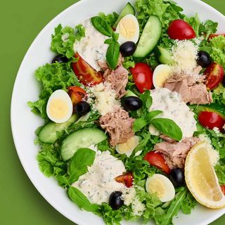 Салат з тунцем (370г)